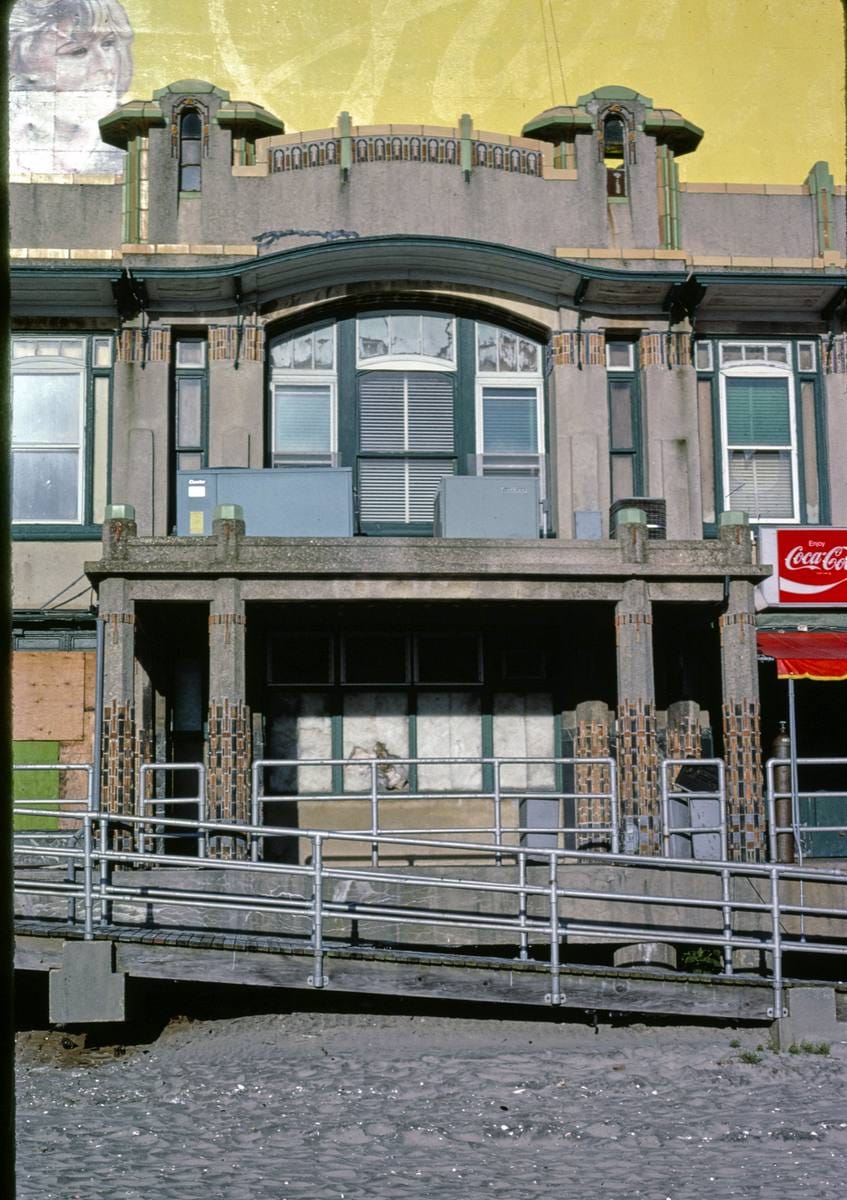 Historic Photo : 1985 Central Pier vertical detail, Atlantic City, New Jersey | Margolies | Roadside America Collection | Vintage Wall Art :