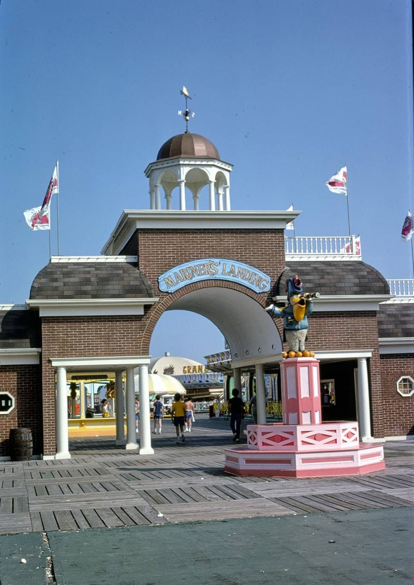 Historic Photo : 1978 Mariner's Landing Pier, Wildwood, New Jersey | Margolies | Roadside America Collection | Vintage Wall Art :