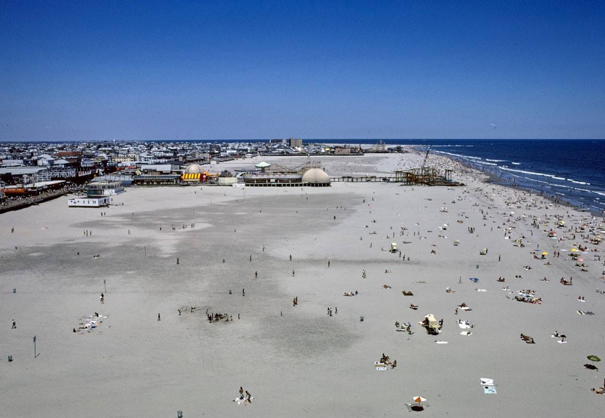 Historic Photo : 1978 Overall above to north, Wildwood, New Jersey | Margolies | Roadside America Collection | Vintage Wall Art :