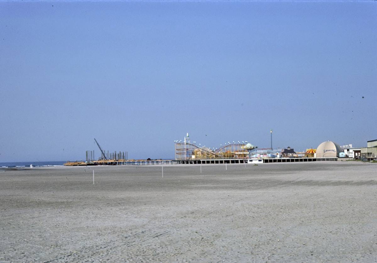 Historic Photo : 1978 Mariner's Landing Pier a.m., Wildwood, New Jersey | Margolies | Roadside America Collection | Vintage Wall Art :