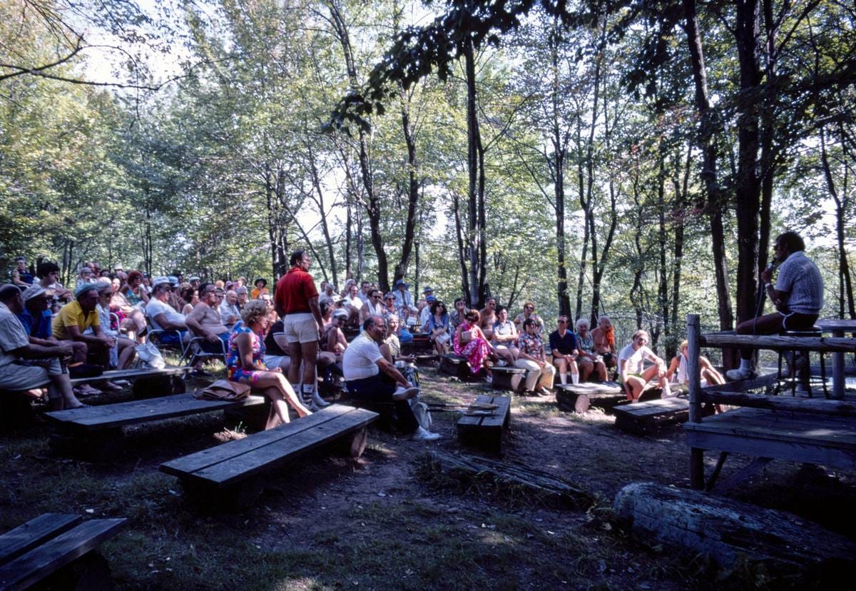 Historic Photo : 1977 Brickman lecture, South Fallsburg, New York | Margolies | Roadside America Collection | Vintage Wall Art :