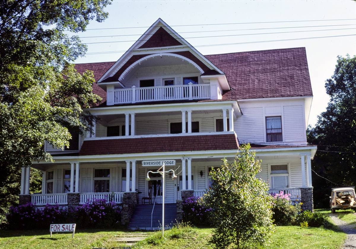 Historic Photo : 1978 Riverside Lodge, Route 10, Stilesville, New York | Margolies | Roadside America Collection | Vintage Wall Art :
