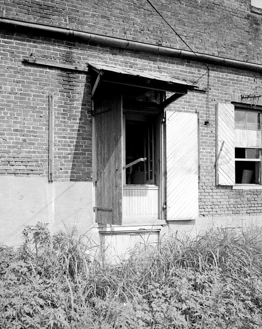 Historic Photo : McKenzie Oerting & Company Building, 601 South Palafox Street, Pensacola, Escambia County, FL 1 Photograph