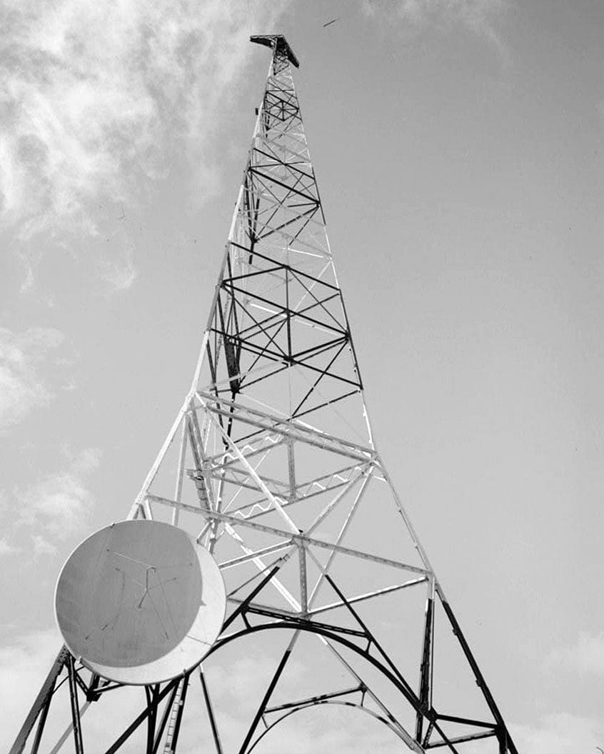 Historic Photo : U.S. Naval Base, Pearl Harbor, Lualualei Radio Transmitter, Edison & Tower Drives, Pearl City, Honolulu County, HI 2 Photograph