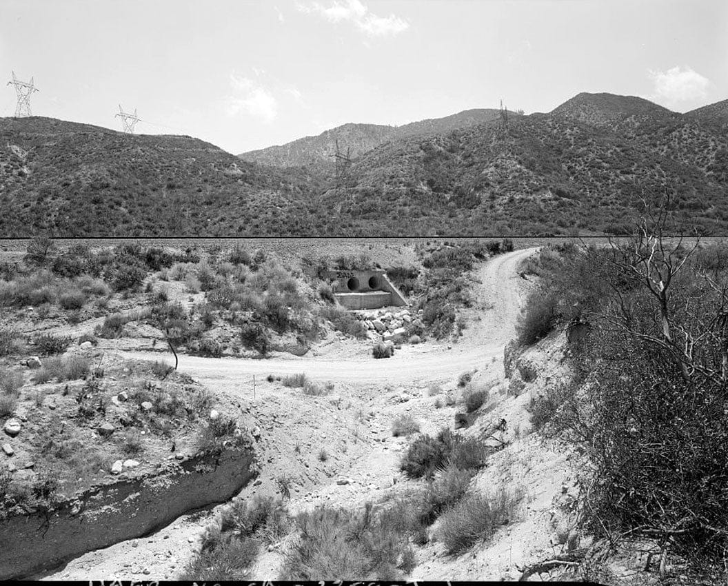 Historic Photo : Burlington Northern Santa Fe Railroad, Cajon Subdivision, Structure No. 62.2X, between Cajon Summit and Keenbrook, Devore, San Bernardino County, CA 1 Photograph