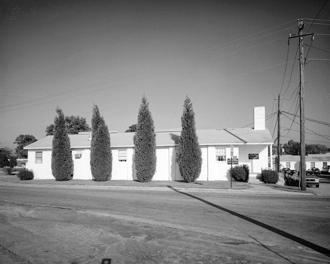 Historic Photo : Fort McPherson, World War II Station Hospital, G. U. Treatment Unit Dispensary, Thorne Avenue, Atlanta, Fulton County, GA 1 Photograph