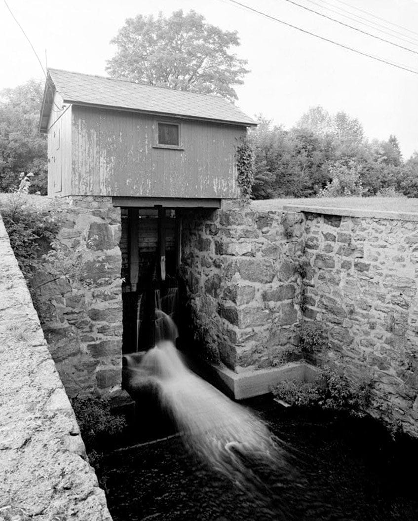 Norwich Water Power Company, Canal Drain Gate, West bank of Shetucket River opposite Twelfth Street, Greenville section, Norwich, New London County, CT 1
