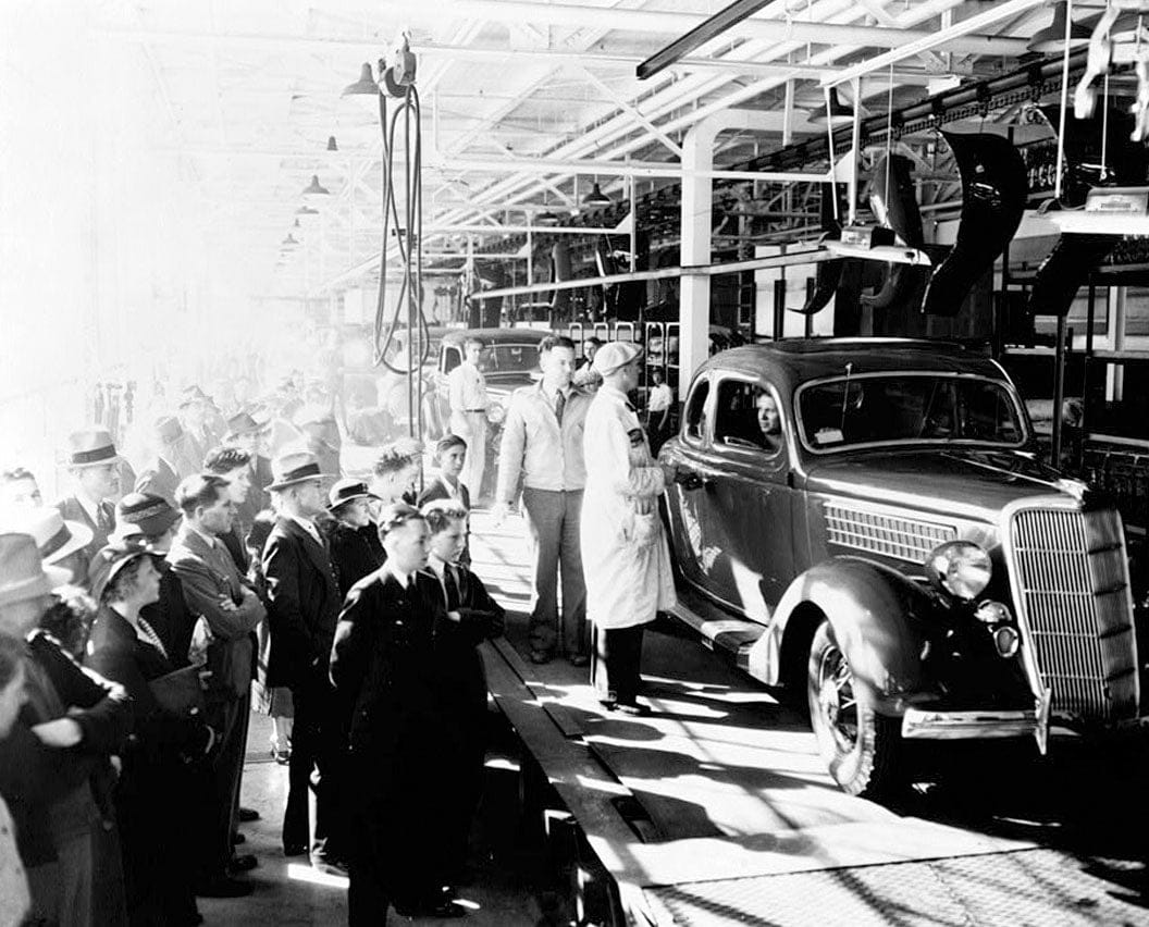 Historic Photo : Ford Motor Company Long Beach Assembly Plant, Assembly Building, 700 Henry Ford Avenue, Long Beach, Los Angeles County, CA 16 Photograph