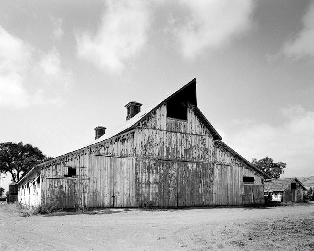 Historic Photo : Eschenburg-Silva Cow Barn, 3665 Pacheco Pass Road (State Highway 152), Gilroy, Santa Clara County, CA 1 Photograph