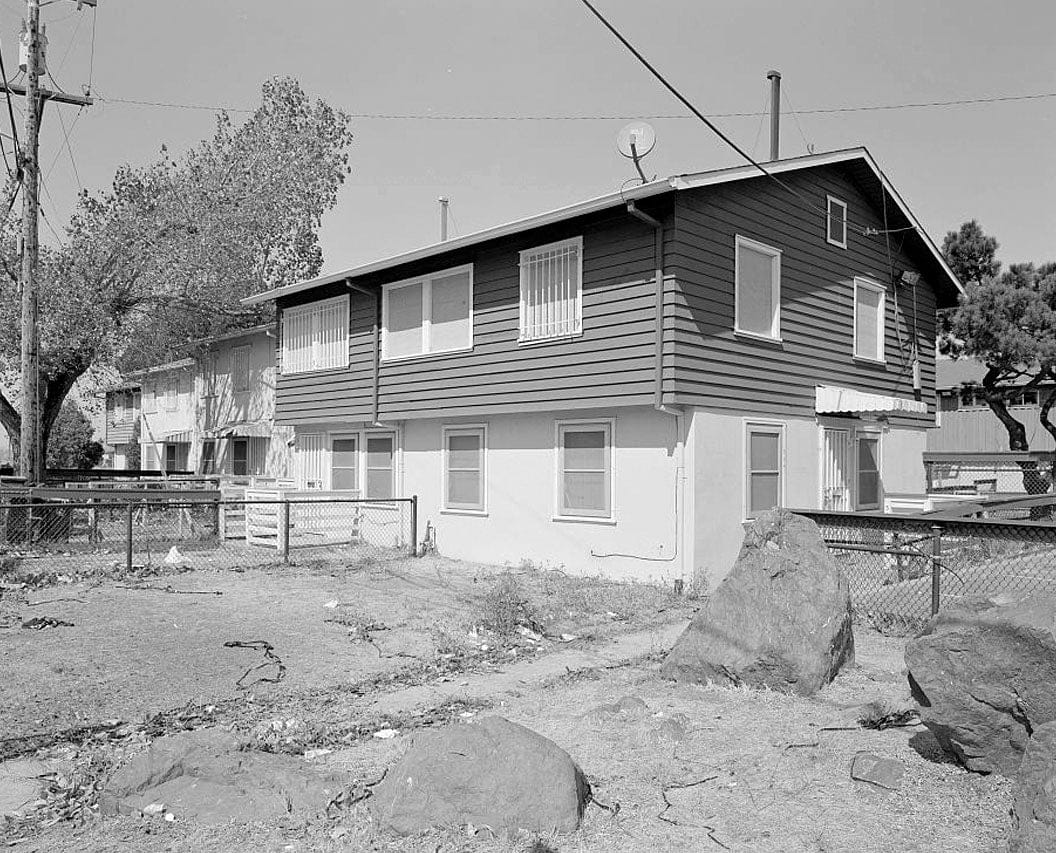 Historic Photo : Easter Hill Village, Building No. 25, North side of South Twenty-sixth Street, opposite Corto Square, Richmond, Contra Costa County, CA 5 Photograph