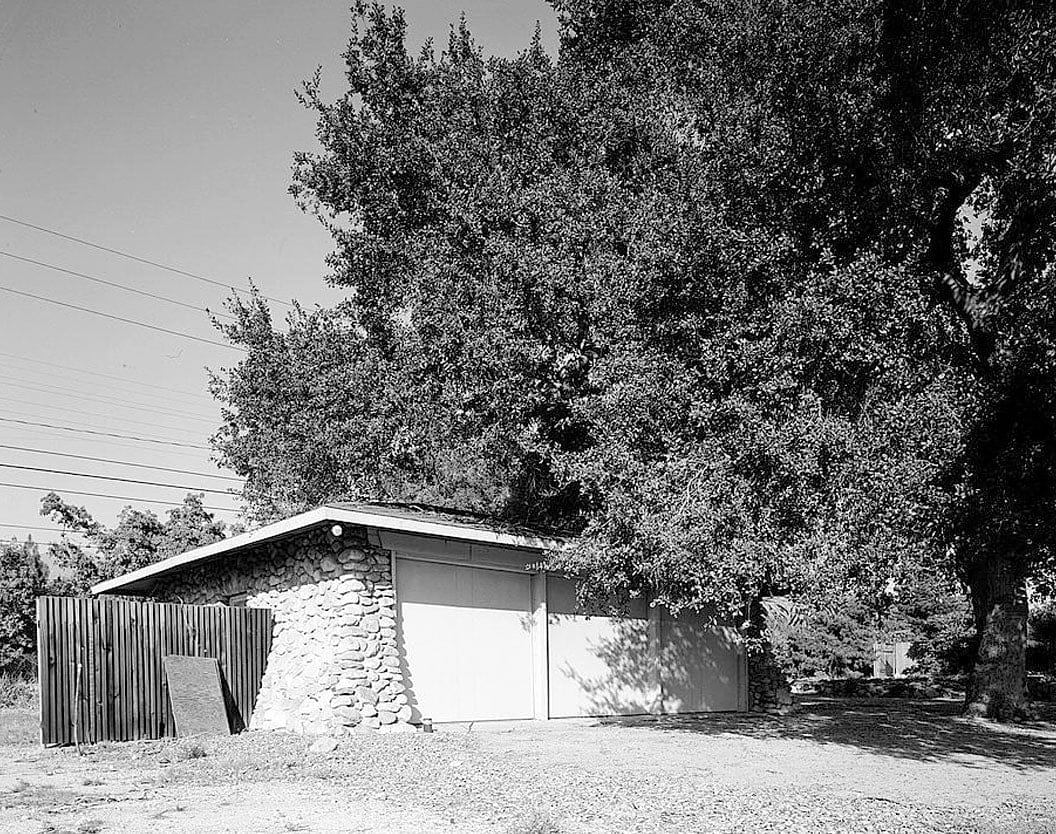 Historic Photo : Pitzer Ranch, Garage, 4353 Towne Avenue, Claremont, Los Angeles County, CA 1 Photograph