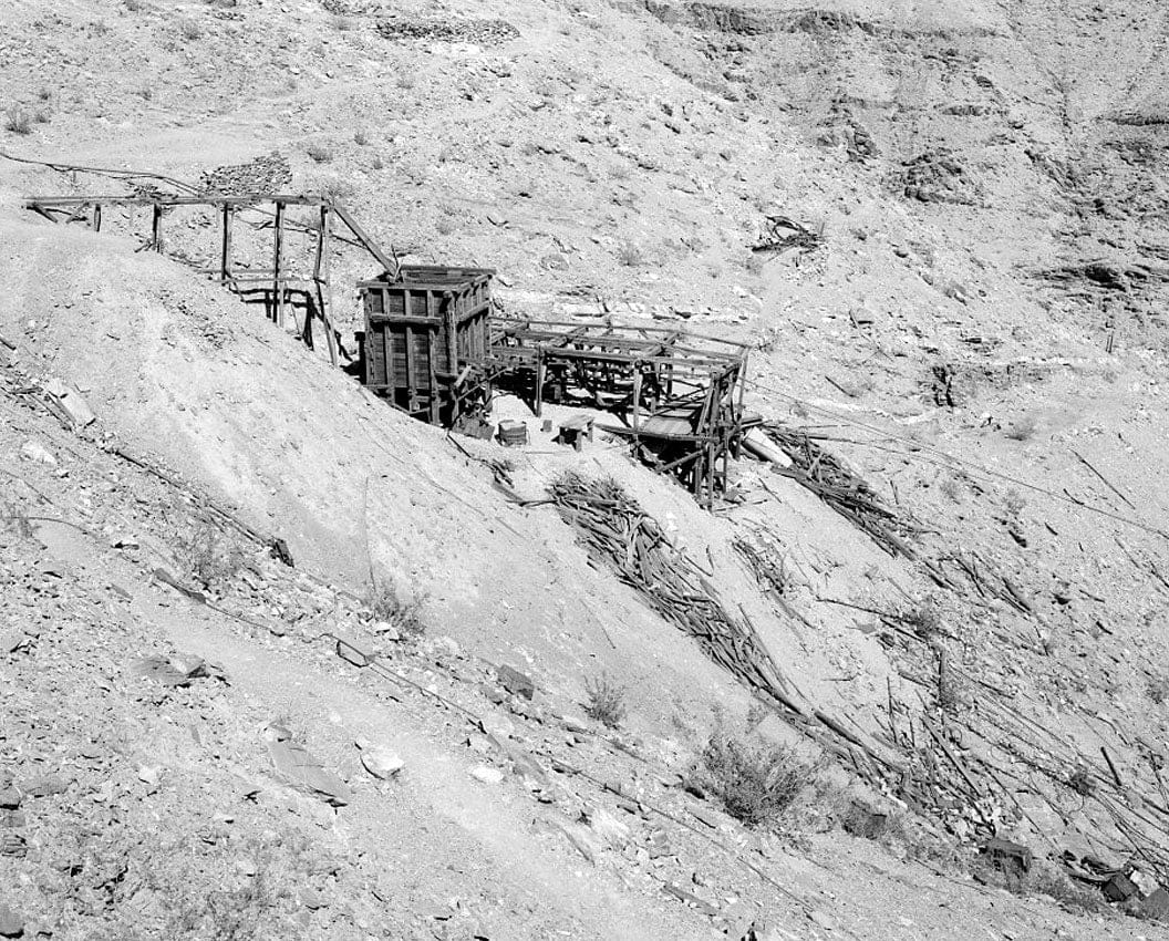 Historic Photo : Keane Wonder Mine, Park Route 4 (Daylight Pass Cutoff), Death Valley Junction, Inyo County, CA 3 Photograph