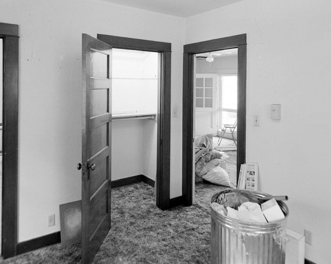 Historic Photo : Rush Creek Hydroelectric System, Clubhouse Cottage, Rush Creek, June Lake, Mono County, CA 1 Photograph
