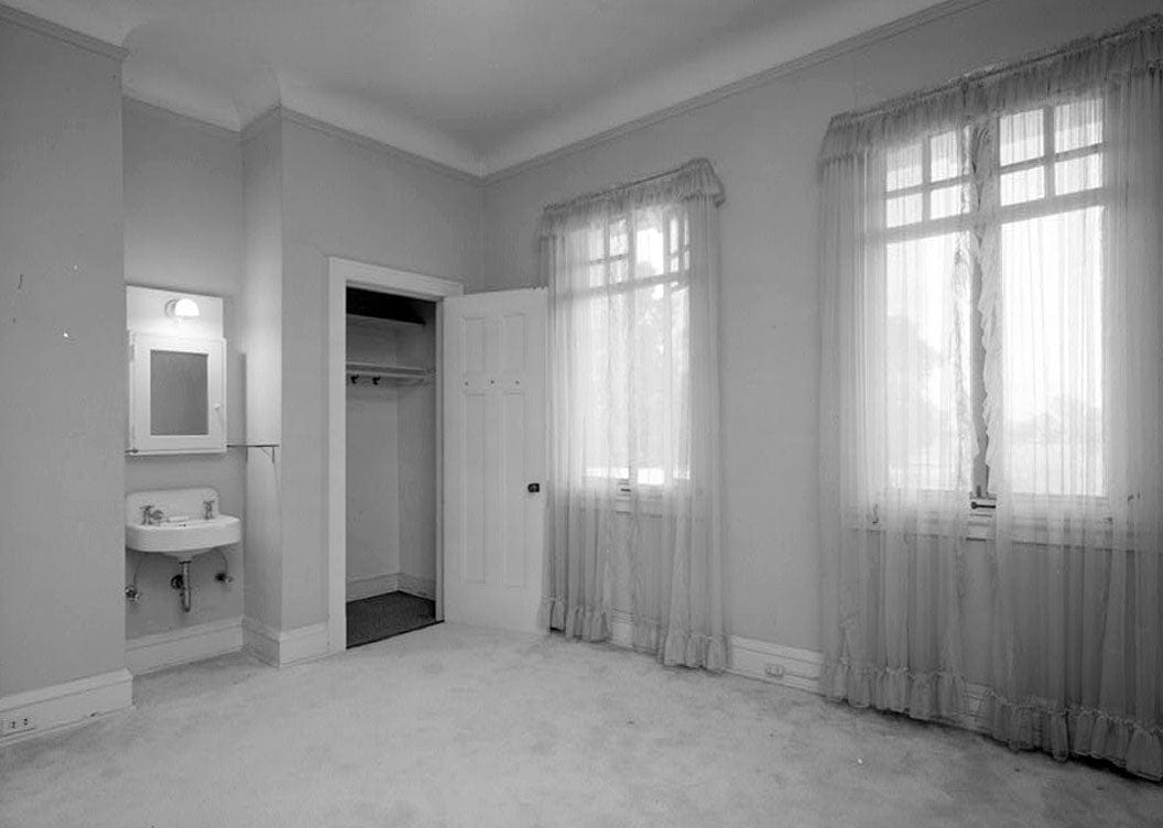 Historic Photo : Agnews State Hospital, Superintendent's Residence, North Side of Palm Drive, Santa Clara, Santa Clara County, CA 3 Photograph