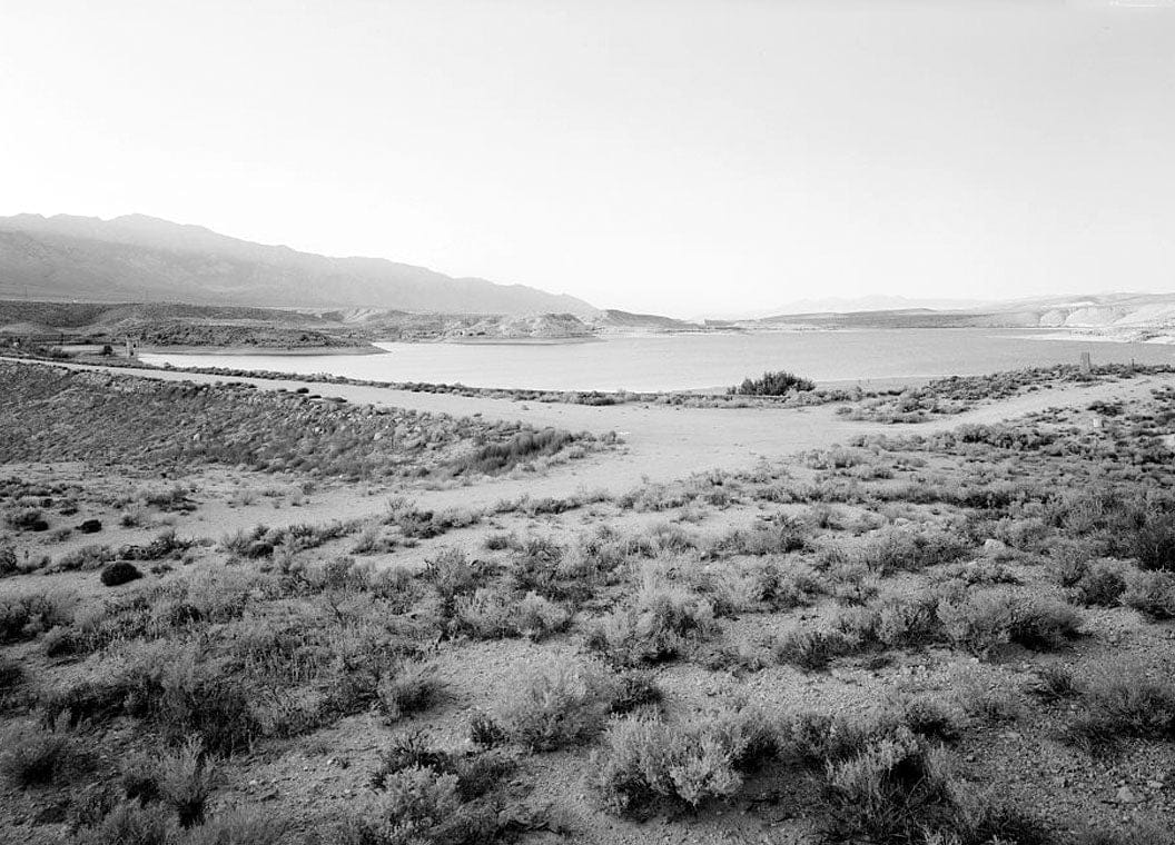 Historic Photo : Los Angeles Aqueduct, Haiwee Dam Reservoir, Los Angeles, Los Angeles County, CA 1 Photograph