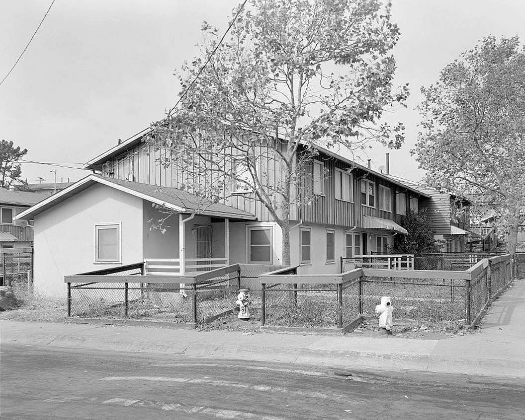 Historic Photo : Easter Hill Village, Building No. 12, North side of Hinkley Avenue, west of South Twenty-Sixth Street, Richmond, Contra Costa County, CA 1 Photograph