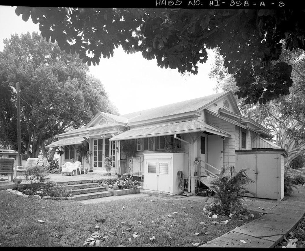Historic Photo : U.S. Naval Base, Pearl Harbor, Naval Housing Area Pearl City Peninsula, MacIntyre House, 364 Laniwai Avenue, Pearl City, Honolulu County, HI 2 Photograph
