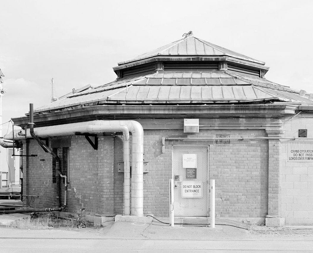Historic Photo : Mare Island Naval Shipyard, Pump House, California Avenue, east side between Dry Dock 1 & Dry Dock 2, near Ninth Street, Vallejo, Solano County, CA 4 Photograph