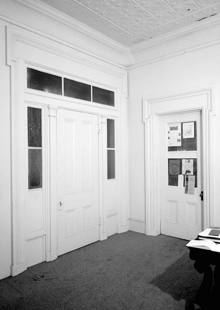 Historic Photo : Dubuque County Jail, 36 East Eighth Street, Dubuque, Dubuque County, IA 8 Photograph