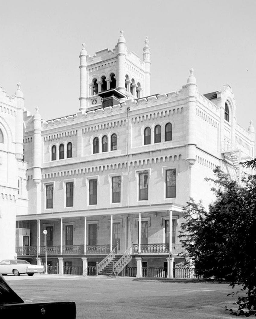 Historic Photo : U.S. Soldiers Home, Scott Building, Rock Creek Church Road & Upshur Street Northwest, Washington, District of Columbia, DC 6 Photograph