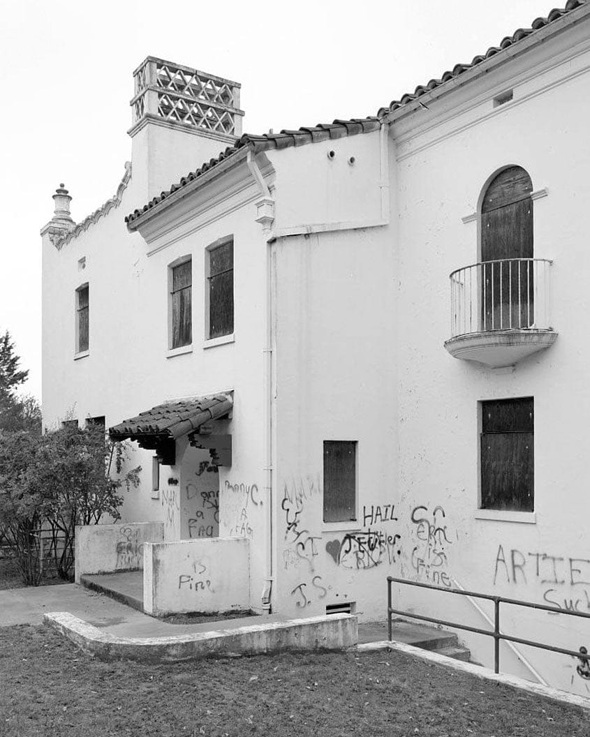Historic Photo : Hamilton Field, Bachelor Officers' Quarters, 201 Sunset Drive, Novato, Marin County, CA 8 Photograph