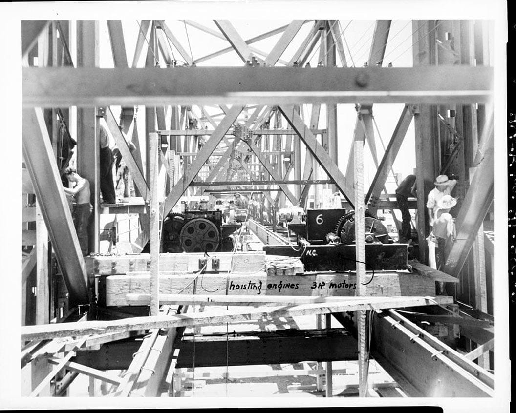 U.S. Naval Base, Pearl Harbor, Exterior Cranes, Bridge Gantry Crane No. 1, Welding slab along Third Street, near intersection with Avenue G, Pearl City, Honolulu County, HI 1