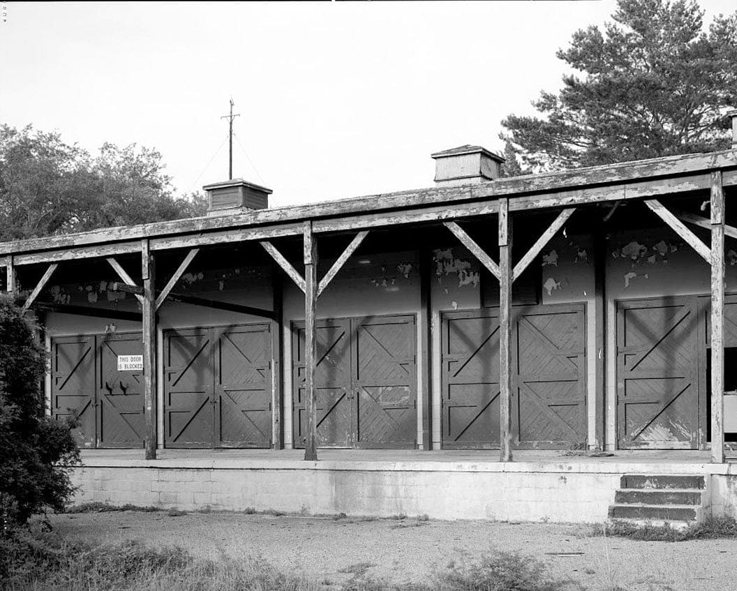 Historic Photo : Eglin Air Force Base, Motor Repair Shop, Northwest of Flager Road, Chisk Lane & southern edge of Weekly Bayou, Valparaiso, Okaloosa County, FL 2 Photograph