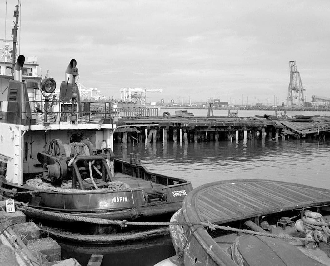 Historic Photo : United Engineering Company Shipyard, Pier 4, 2900 Main Street, Alameda, Alameda County, CA 1 Photograph