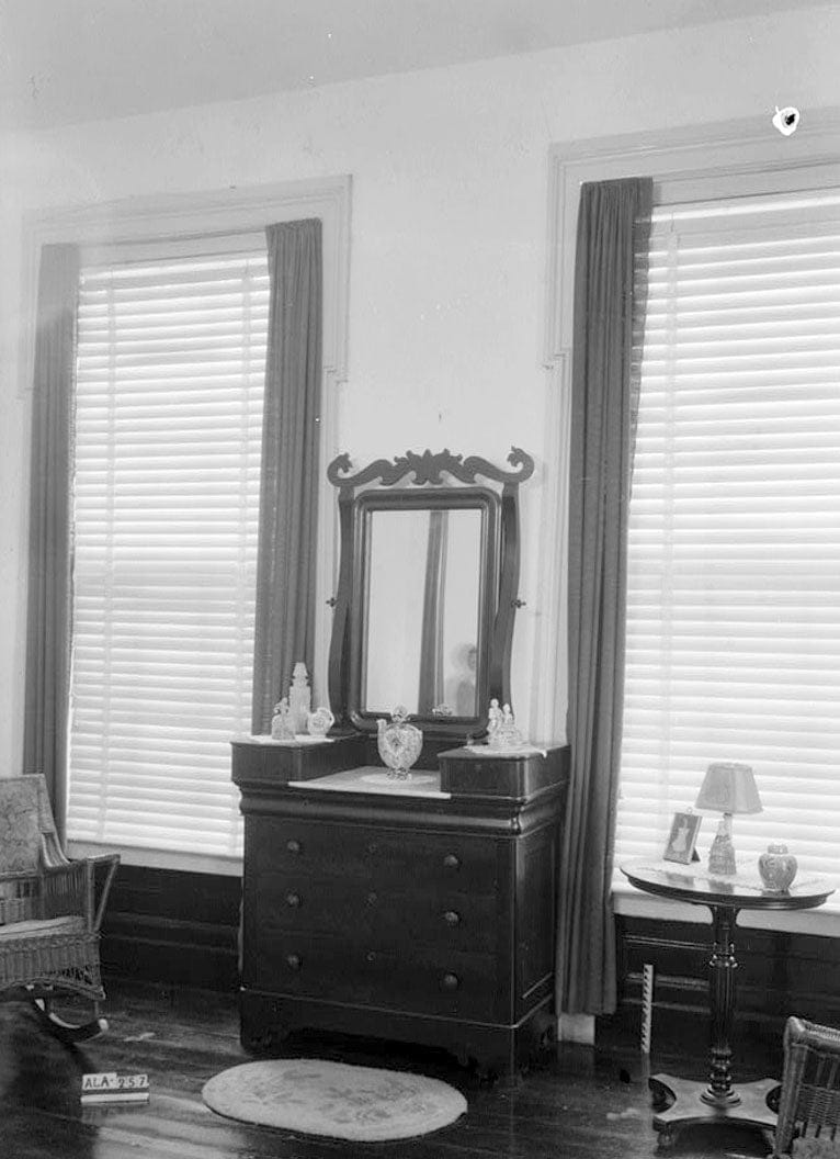 Historic Photo : Oak Manor, State Road 28, Livingston, Sumter County, AL 4 Photograph