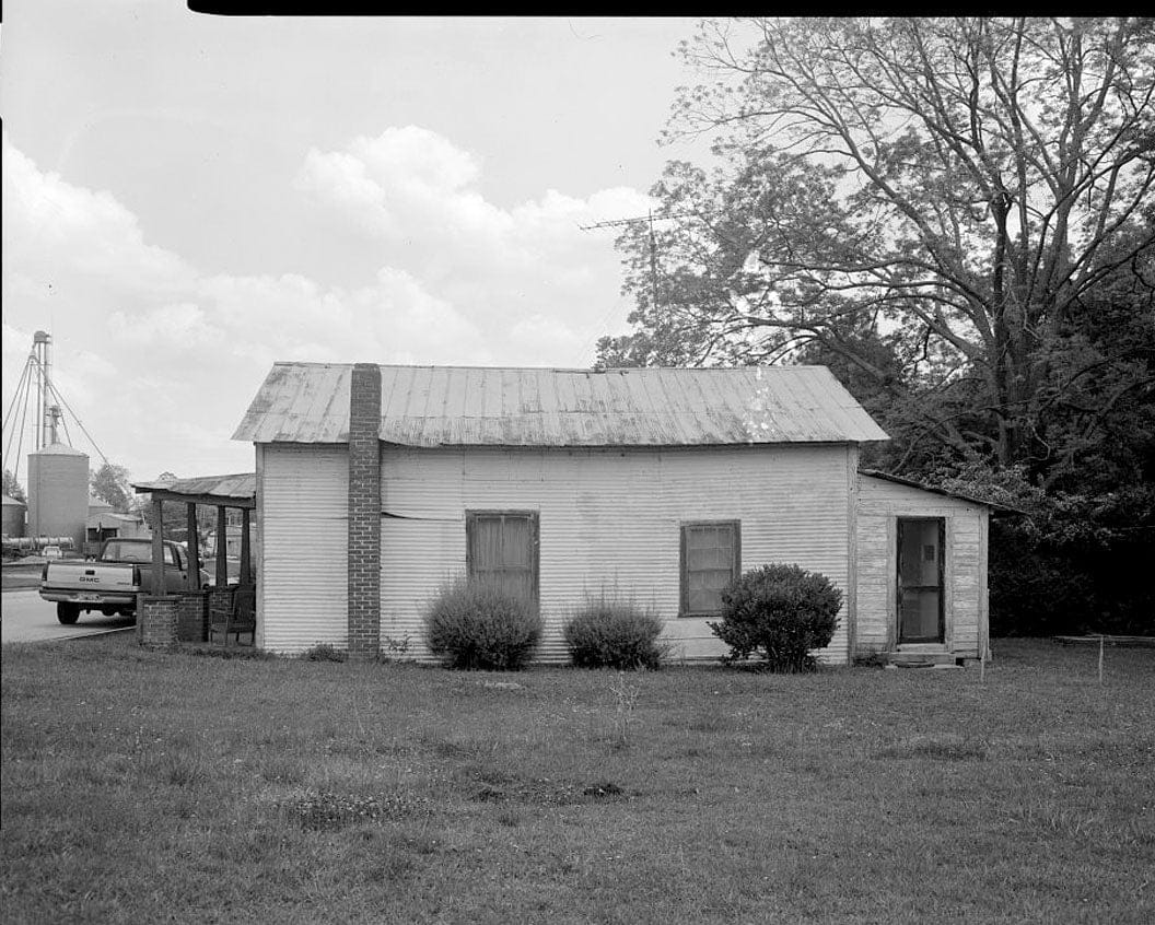 Historic Photo : Tyre House, 220 South U.S. Highway 341, Odum, Wayne County, GA 1 Photograph