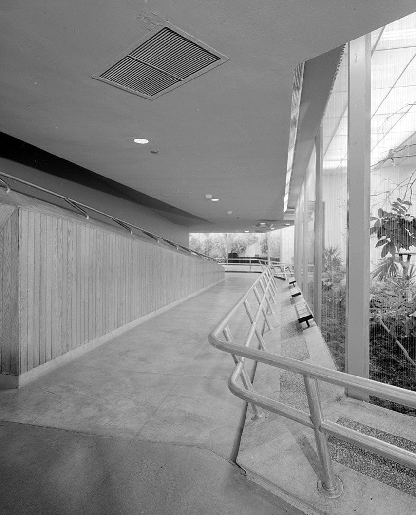 Historic Photo : National Zoological Park, Bird House, 3001 Connecticut Avenue NW, Washington, District of Columbia, DC 6 Photograph