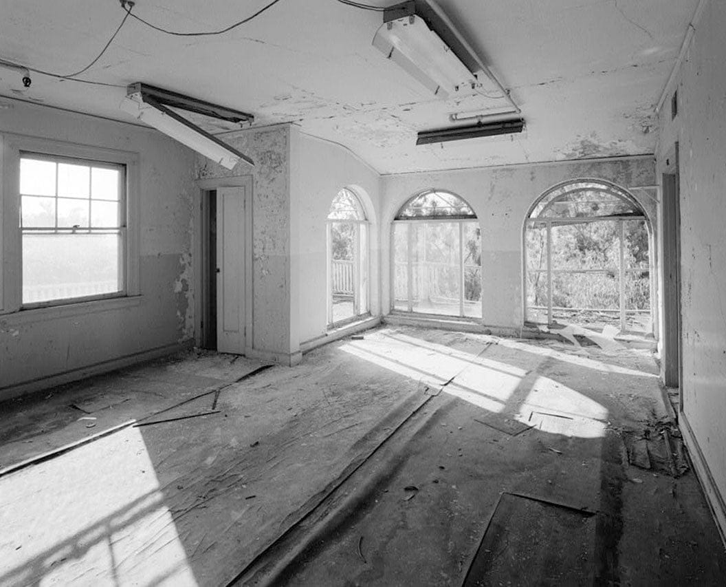 Historic Photo : Vista del Arroyo Hotel, Bungalow A, 125 South Grand Avenue, Pasadena, Los Angeles County, CA 4 Photograph