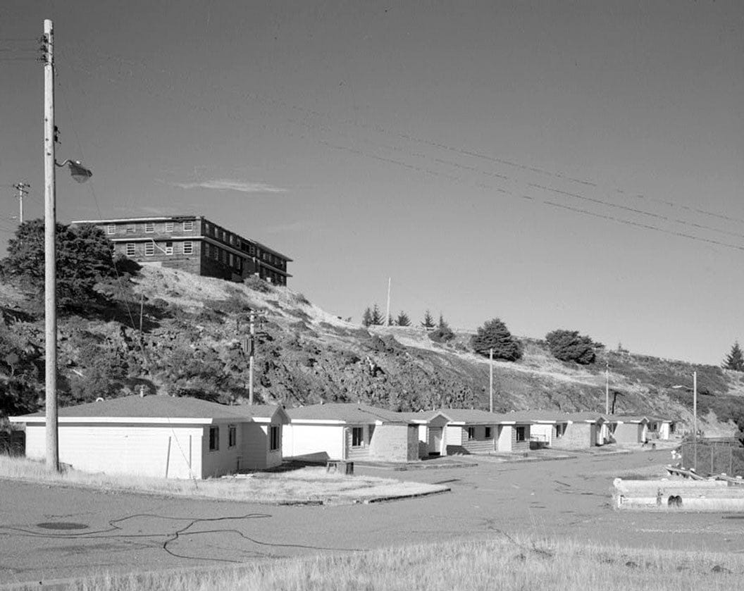 Historic Photo : Mill Valley Air Force Station, Military Family Housing, East Ridgecrest Boulevard, Mount Tamalpais, Mill Valley, Marin County, CA 1 Photograph