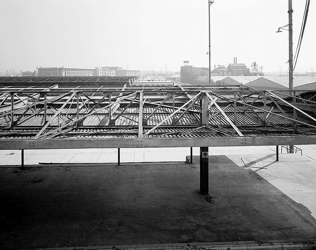 Historic Photo : Los Angeles Union Passenger Terminal, Mail, Baggage, & Express Building, 800 North Alameda Street, Los Angeles, Los Angeles County, CA 1 Photograph