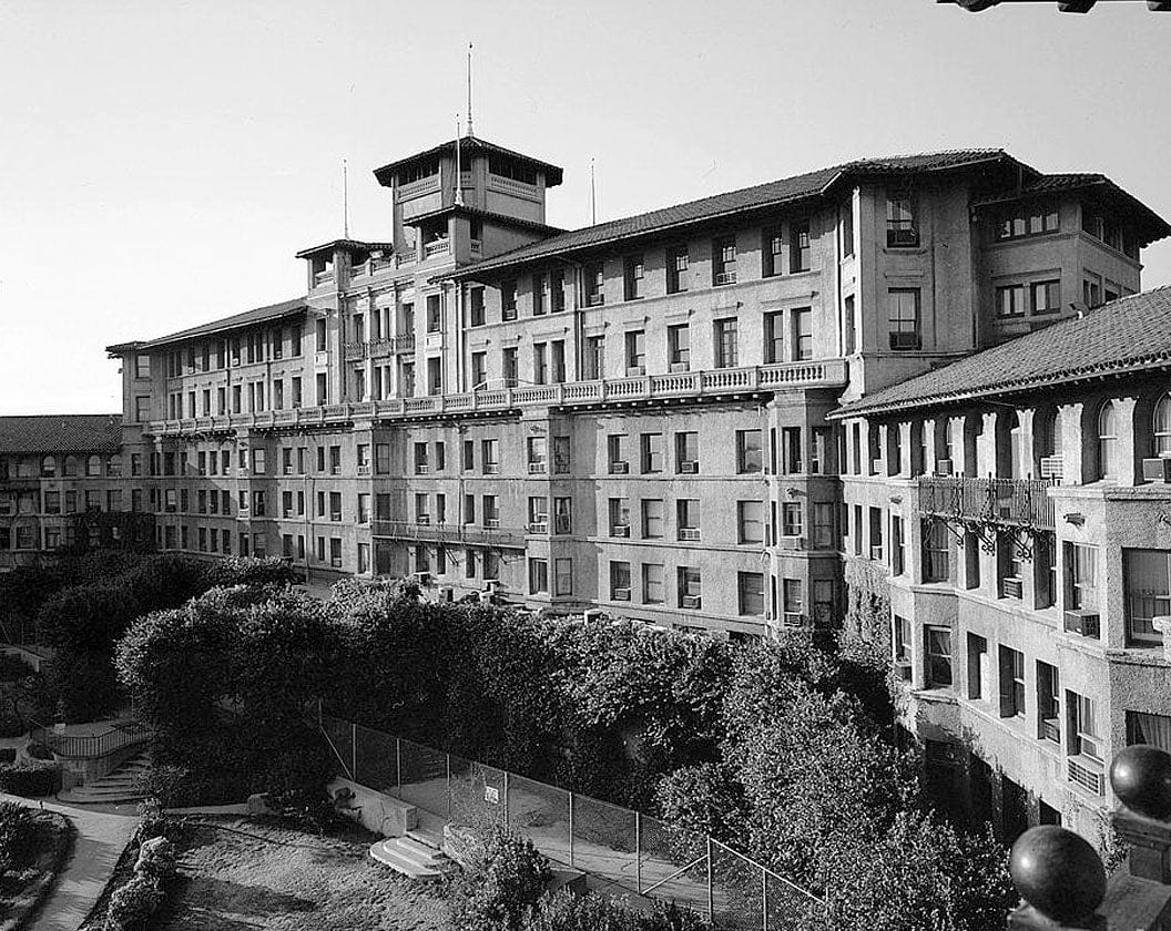 Historic Photo : Huntington Hotel, 1401 South Oak Knoll Avenue, Pasadena, Los Angeles County, CA 1 Photograph