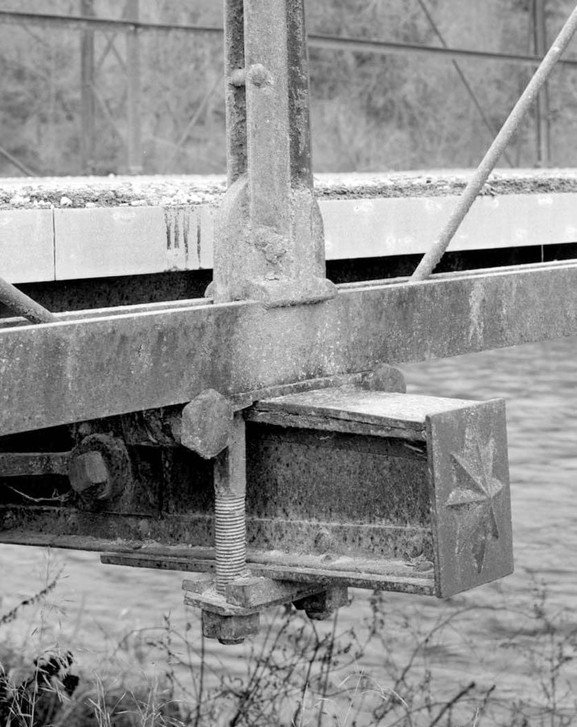 Historic Photo : Freeport Bridge, Spanning Upper Iowa River, Decorah, Winneshiek County, IA 14 Photograph