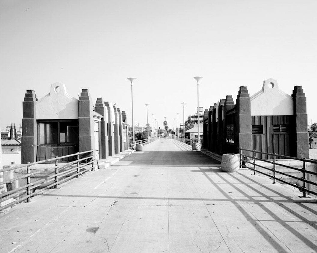 Historic Photo : Huntington Beach Municipal Pier, Pacific Coast Highway at Main Street, Huntington Beach, Orange County, CA 2 Photograph