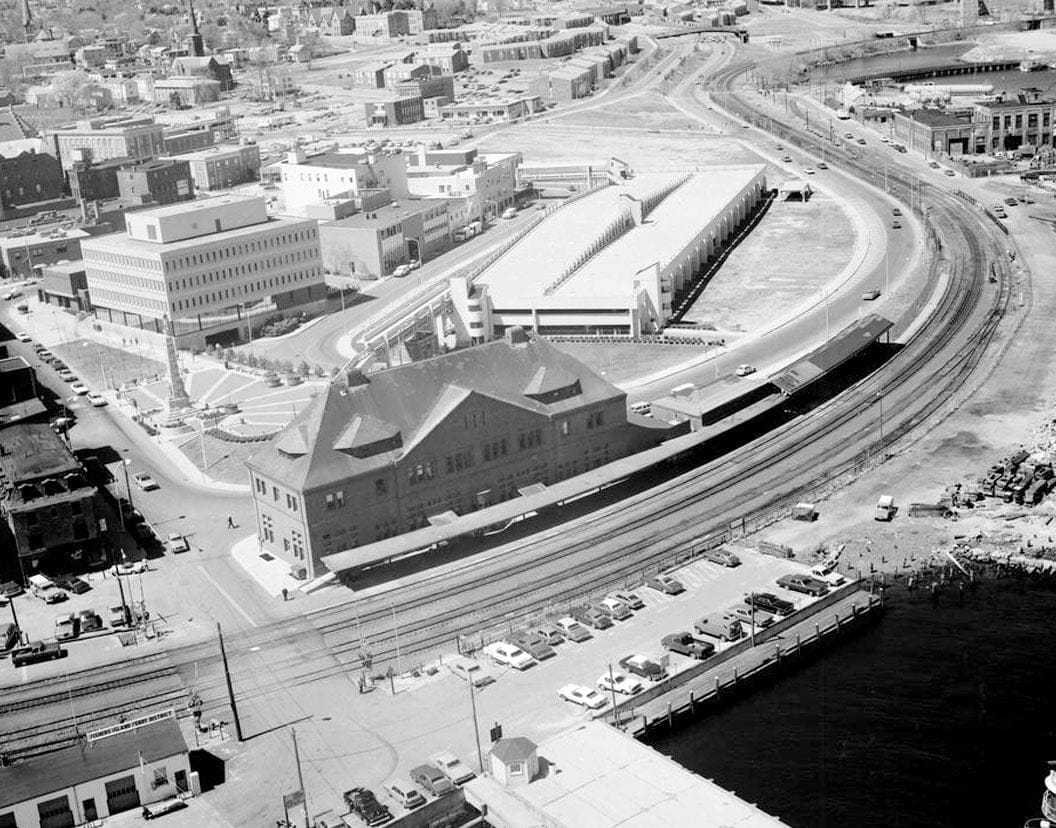 Historic Photo : Northeast Railroad Corridor, Amtrak Route between New York/Connecticut & Connecticut/Rhode Island State Lines, New Haven, New Haven County, CT 27 Photograph