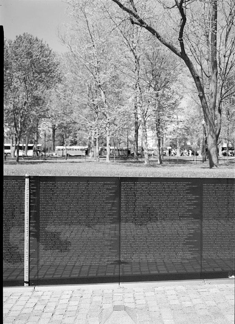 Historic Photo : Vietnam Veterans Memorial, West Potomac Park, Washington, District of Columbia, DC 6 Photograph