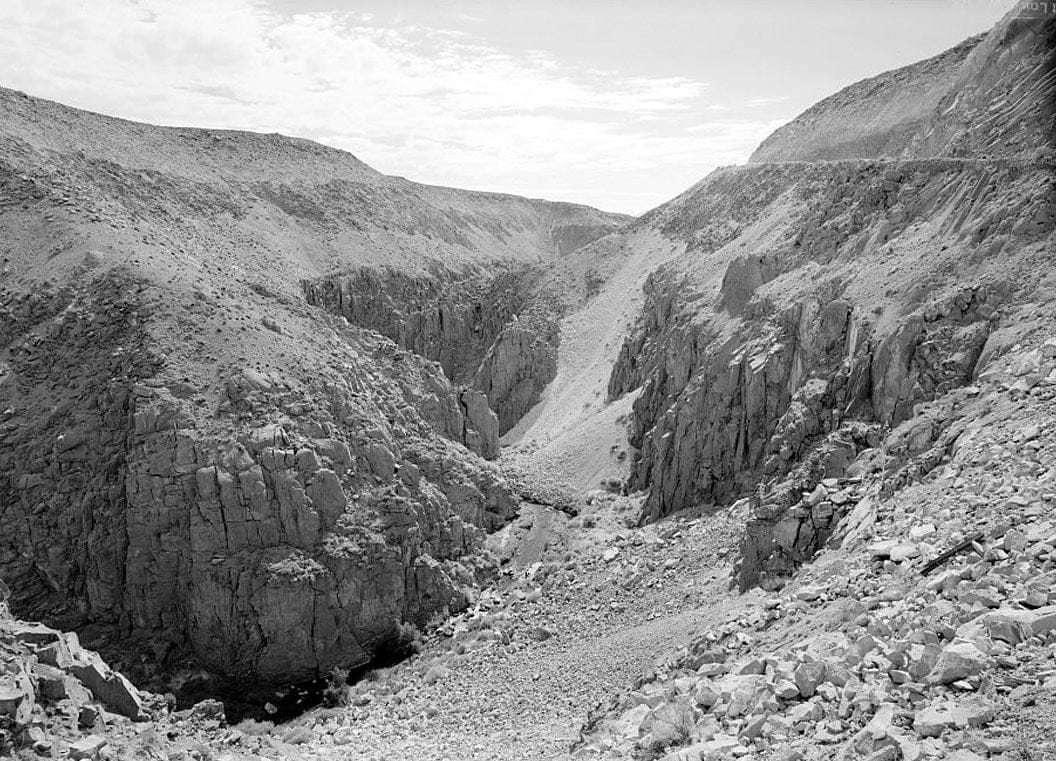 Historic Photo : Los Angeles Aqueduct, Middle Gorge Power Plant, Los Angeles, Los Angeles County, CA 1 Photograph