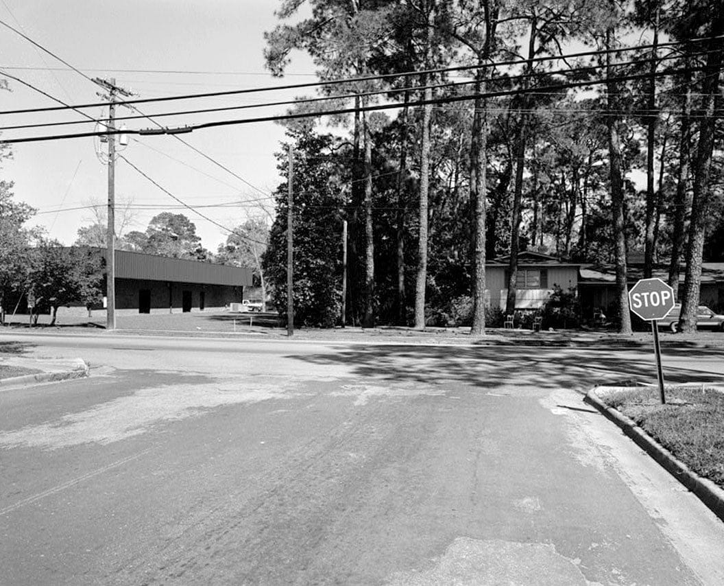 Gaskin Avenue Neighborhood, Dart Street to east, CSX Railroad to south, Pearl & Madison Avenues to west, & Wilson & Gordon Streets to north, Douglas, Coffee County, GA 6