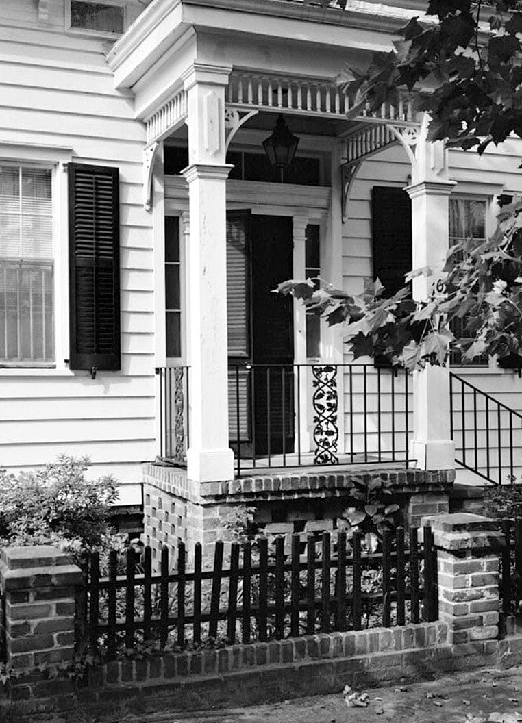 Historic Photo : Savannah Victorian Historic District, Bounded by Gwinnett, East Broad, West Broad Street & Anderson Lane, Savannah, Chatham County, GA 35 Photograph