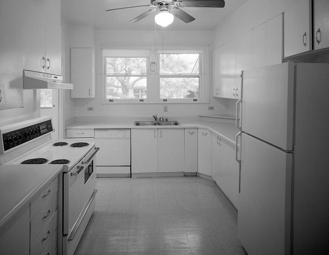 Historic Photo : Hickam Field, Officers' Housing Type B, 704 Julian Avenue, Honolulu, Honolulu County, HI 1 Photograph