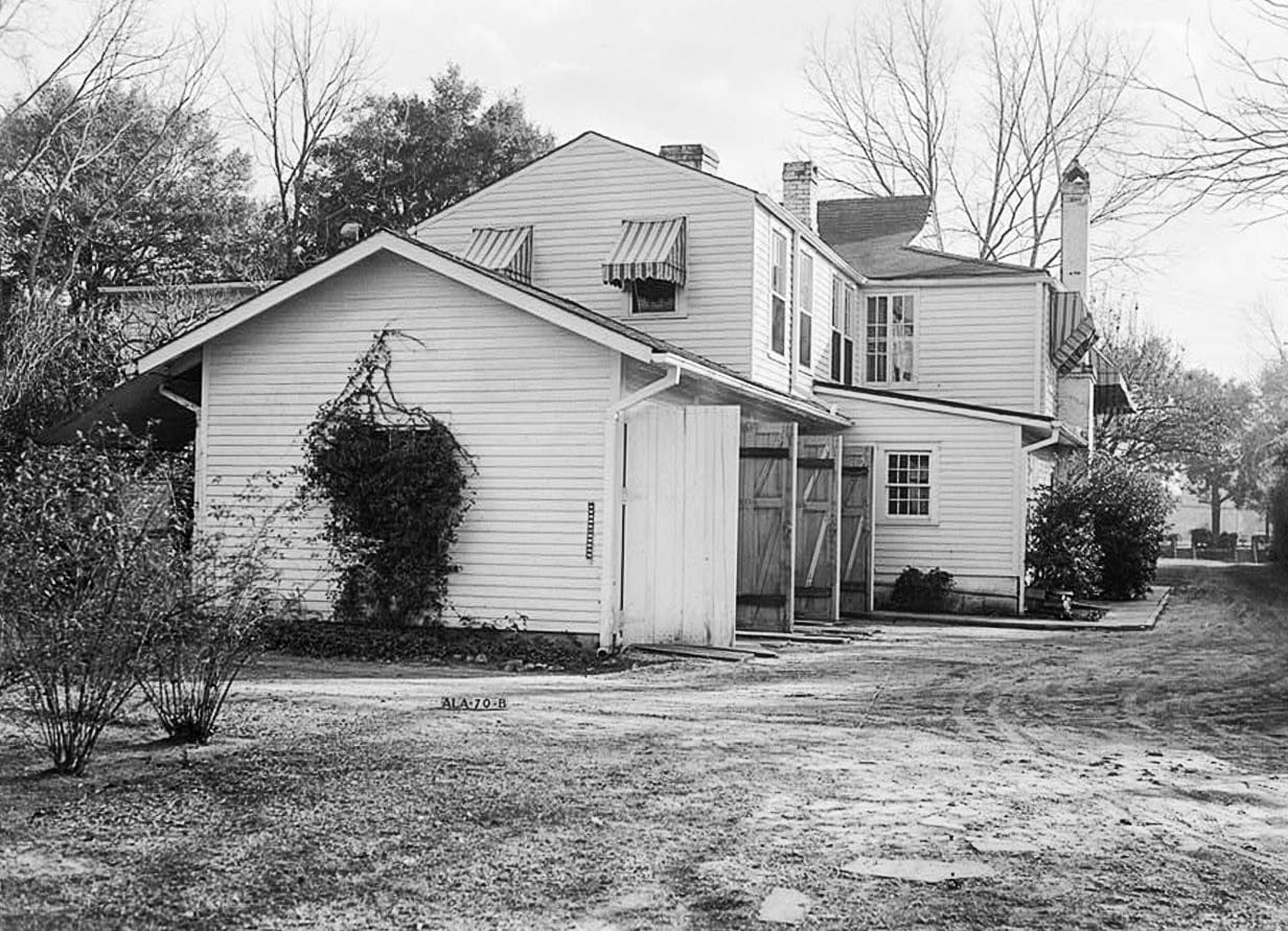 Historic Photo : Vincent-Walsh House, 1664 Spring Hill Avenue, Mobile, Mobile County, AL 1 Photograph