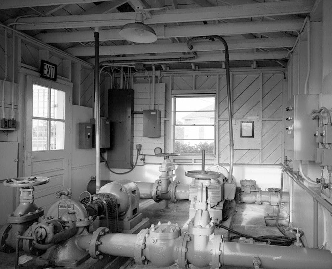 Historic Photo : MacDill Air Force Base, Water Pump Plant No. 2, 2832 Sea Swallow Avenue, Tampa, Hillsborough County, FL 3 Photograph