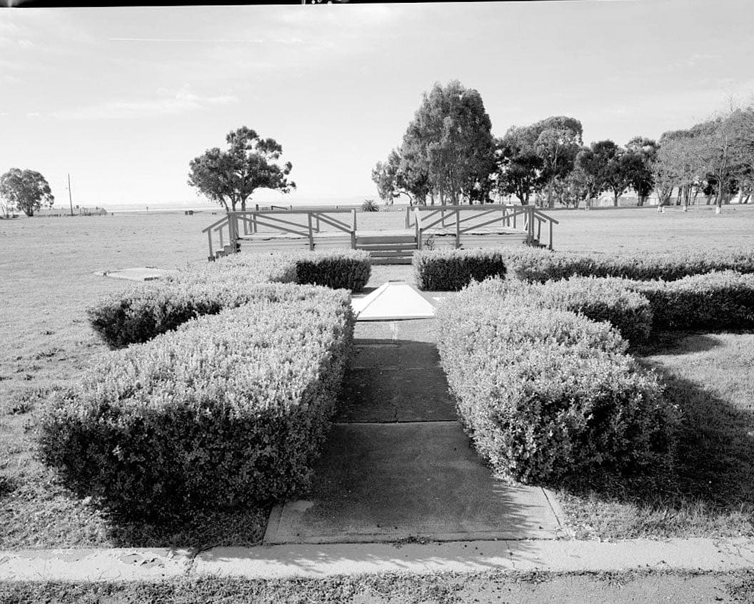 Historic Photo : Mare Island Naval Shipyard, East of Nave Drive, Vallejo, Solano County, CA 19 Photograph