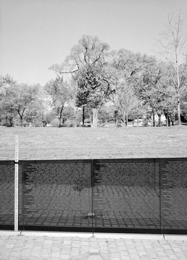 Historic Photo : Vietnam Veterans Memorial, West Potomac Park, Washington, District of Columbia, DC 7 Photograph