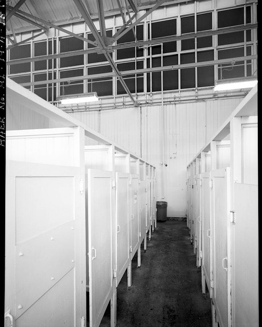 Historic Photo : Kahului Cannery, Plant No. 28, Cannery Building and Dryer House/Feed Storage Building, 120 Kane Street, Kahului, Maui County, HI 5 Photograph