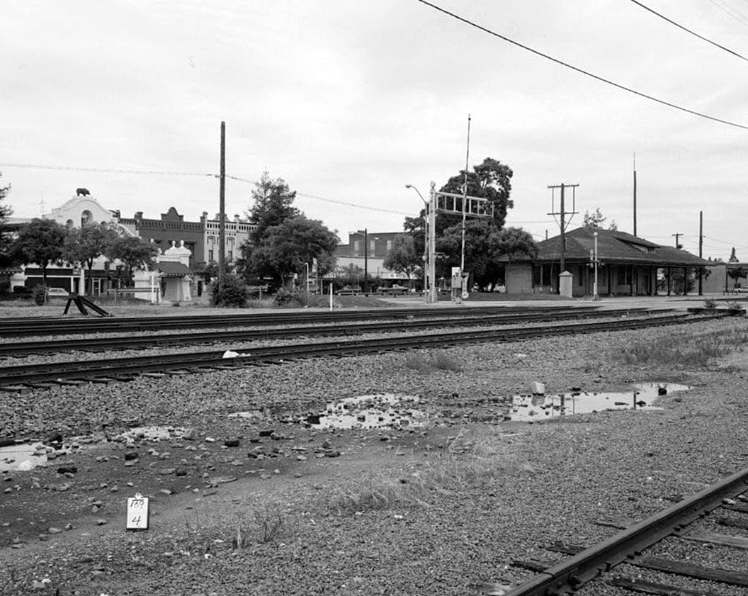 Historic Photo : Southern Pacific Passenger Depot, 2 North Sacramento Street, Lodi, San Joaquin County, CA 1 Photograph