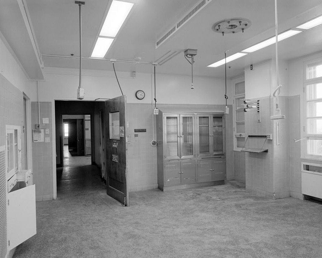 Fitzsimons General Hospital, Main Hospital Building, Charlie Kelly Boulevard, North side, at intersection of Sharon A. Lane Drive, Aurora, Adams County, CO 3